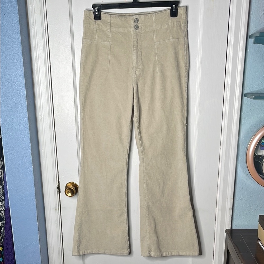 Kensie 12 31 Cream Corduroy Flare Leg Pants High Rise Stretch Ladies Flattering